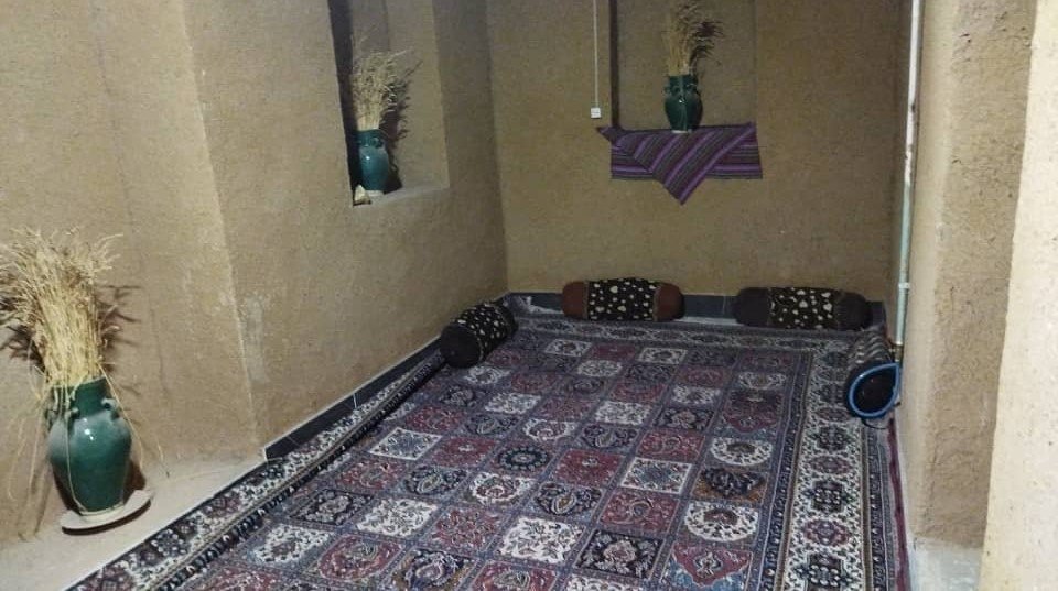 بومگردی گینای در روستای کاهکش سامان - واحد 4-1