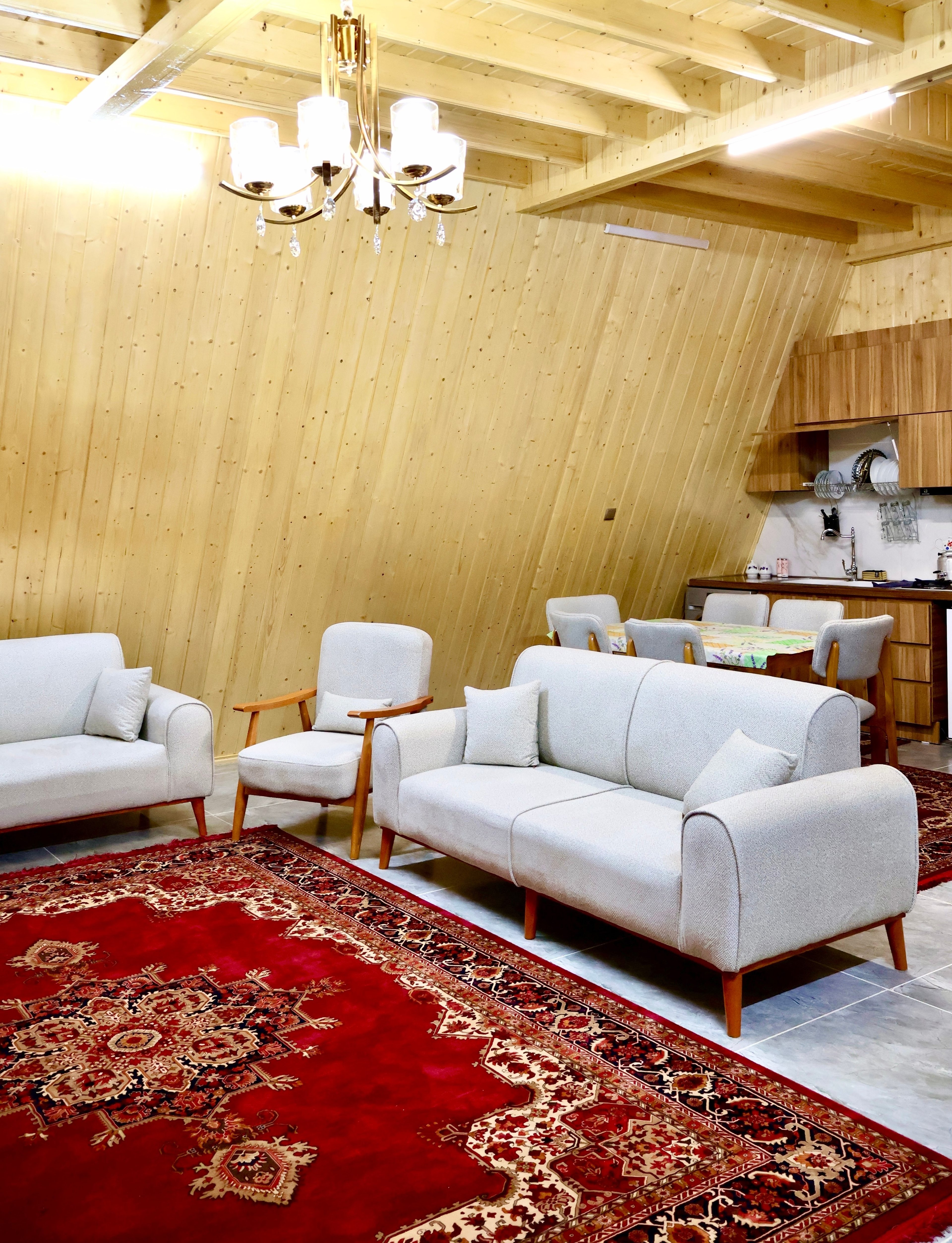کلبه سوئیسی دو خواب در روستای قندی سرا اسالم-2