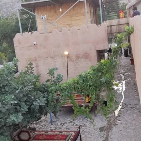 بومگردی طلوع بهشت در بهشت گمشده کامفیروز - اتاق بلوط -9