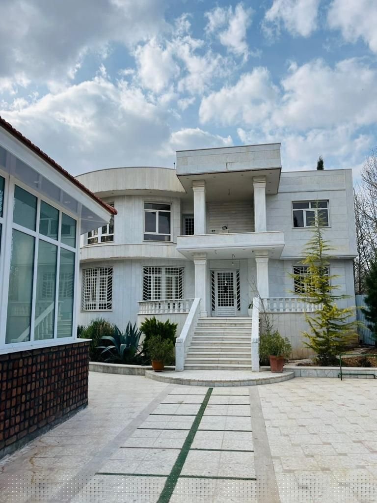 ویلا استخر آبگرم در گویم شیراز - 950-9